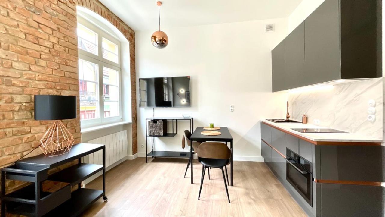 Zielona Kanapa - Za 100M Rynek Wrocław Zewnętrze zdjęcie
